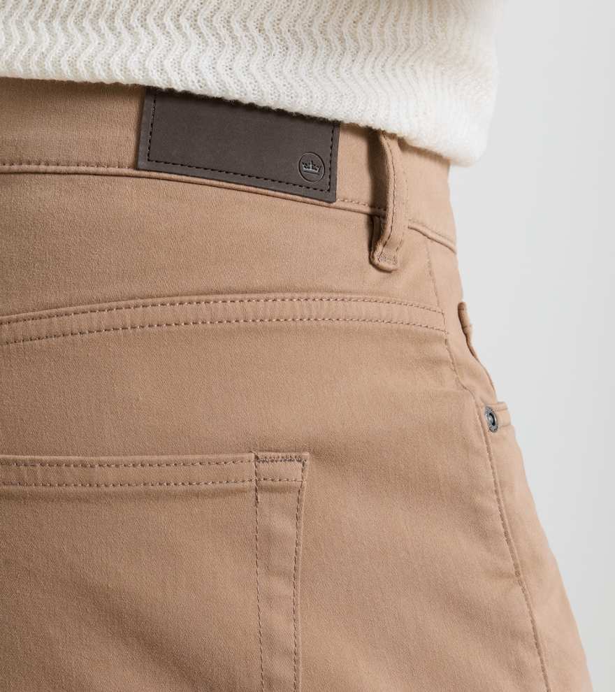 Signature Sateen Five-Pocket Pant - Alternate Image 3
