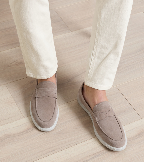 Excursionist Penny Loafer in PEBBLE