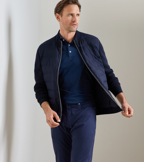 Roundhill Full-Zip Sweater in Navy