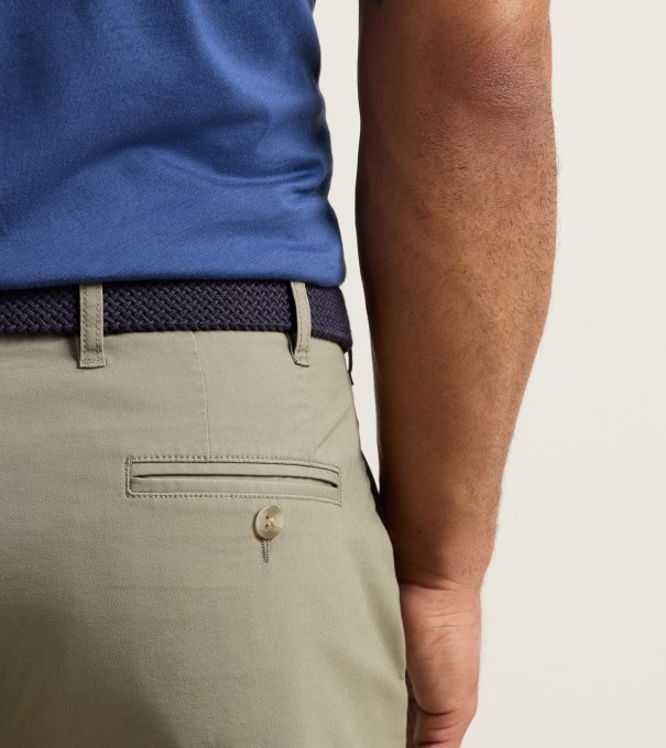 Crown Comfort Short in FATIGUE