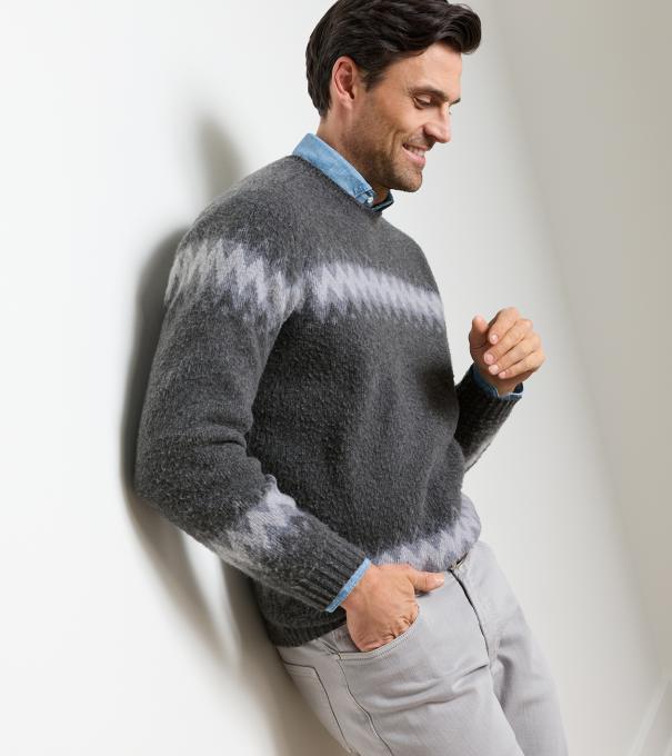 Apr&egrave;s-Ski Crewneck Sweater in FOSSIL