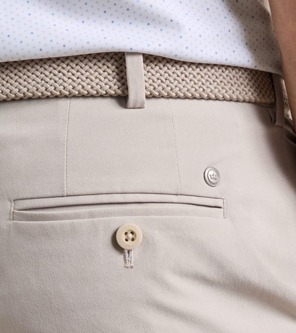 Surge Performance Short in Oatmeal