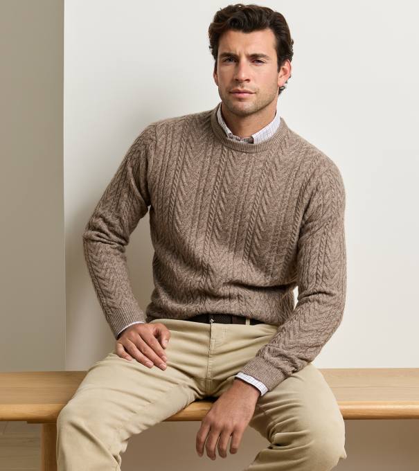 Crescent Cable Crewneck Sweater in SAWGRASS