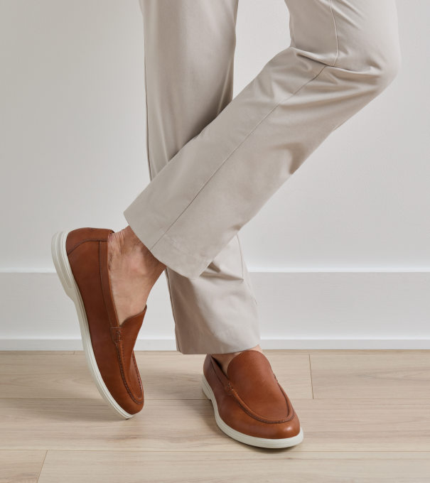 Excursionist Leather Venetian Loafer in Cognac
