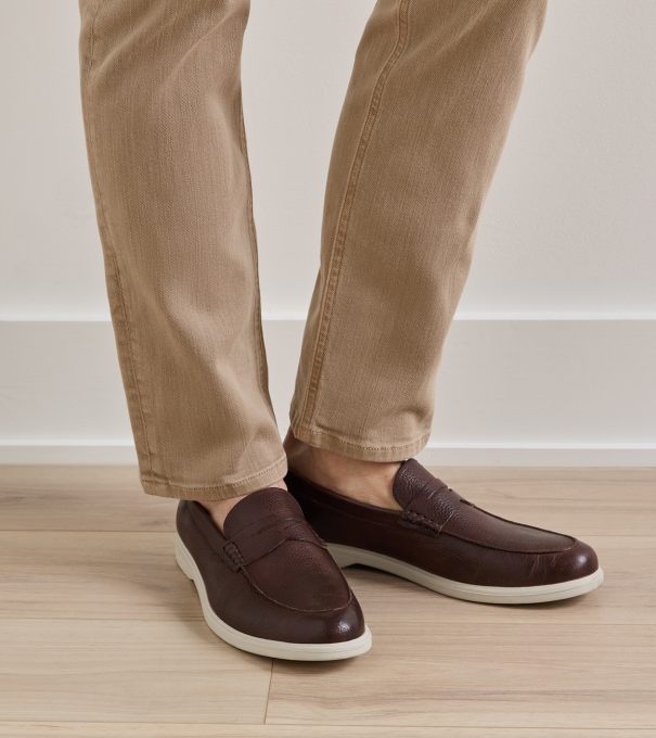 Excursionist Pebble Grain Penny Loafer in Chocolate