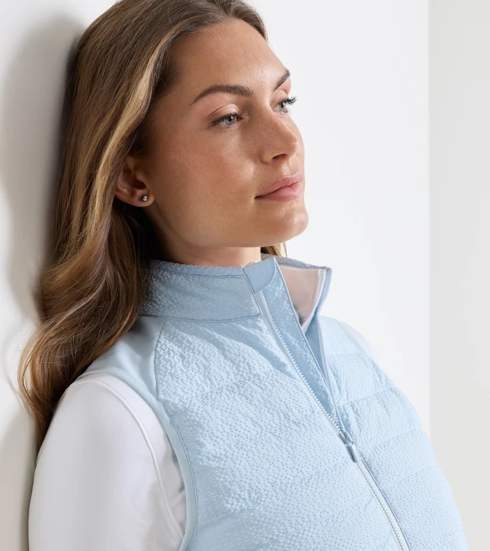 Fuse Seersucker Hybrid Vest | Women's Outerwear | Peter Millar