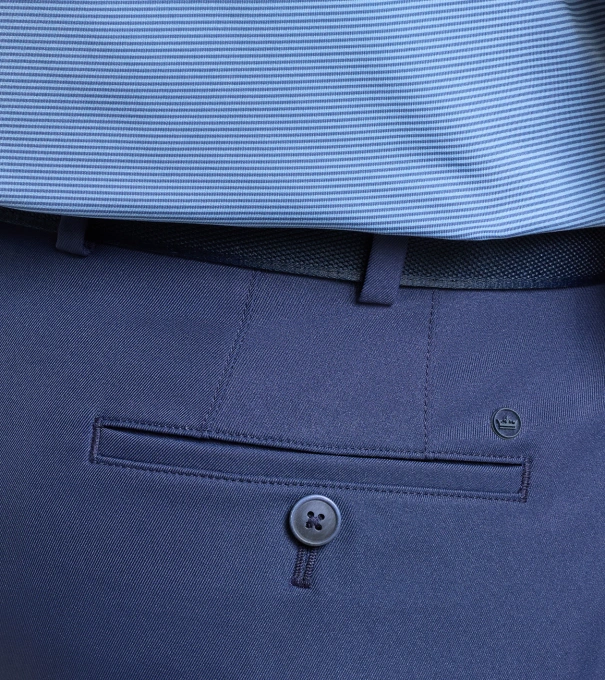 Salem Performance Short in Navy