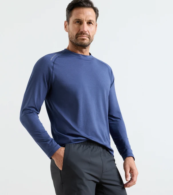 Aurora Performance Long-Sleeve T-Shirt in Navy