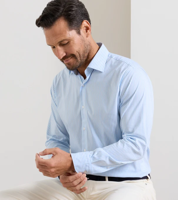 Langley Crown Lite Cotton-Stretch Sport Shirt in Cottage Blue