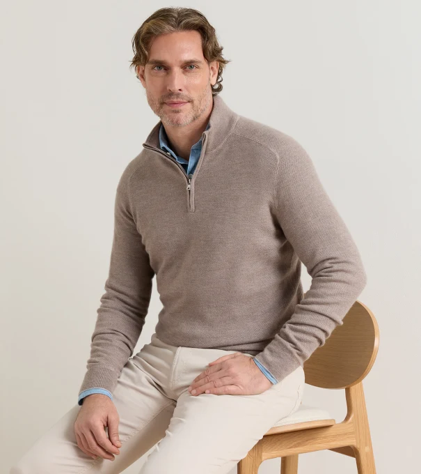 Voyager Cashmere-Silk Saddle Shoulder Quarter Zip in FAWN