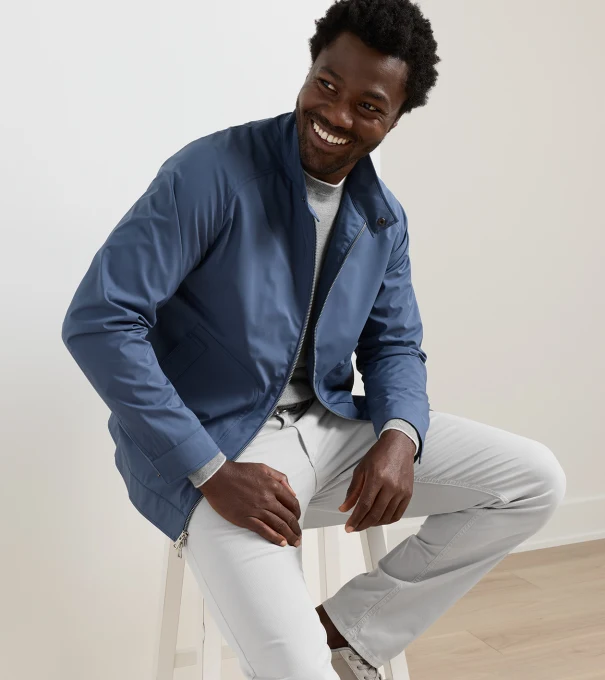 Discovery Bomber Jacket in STORM