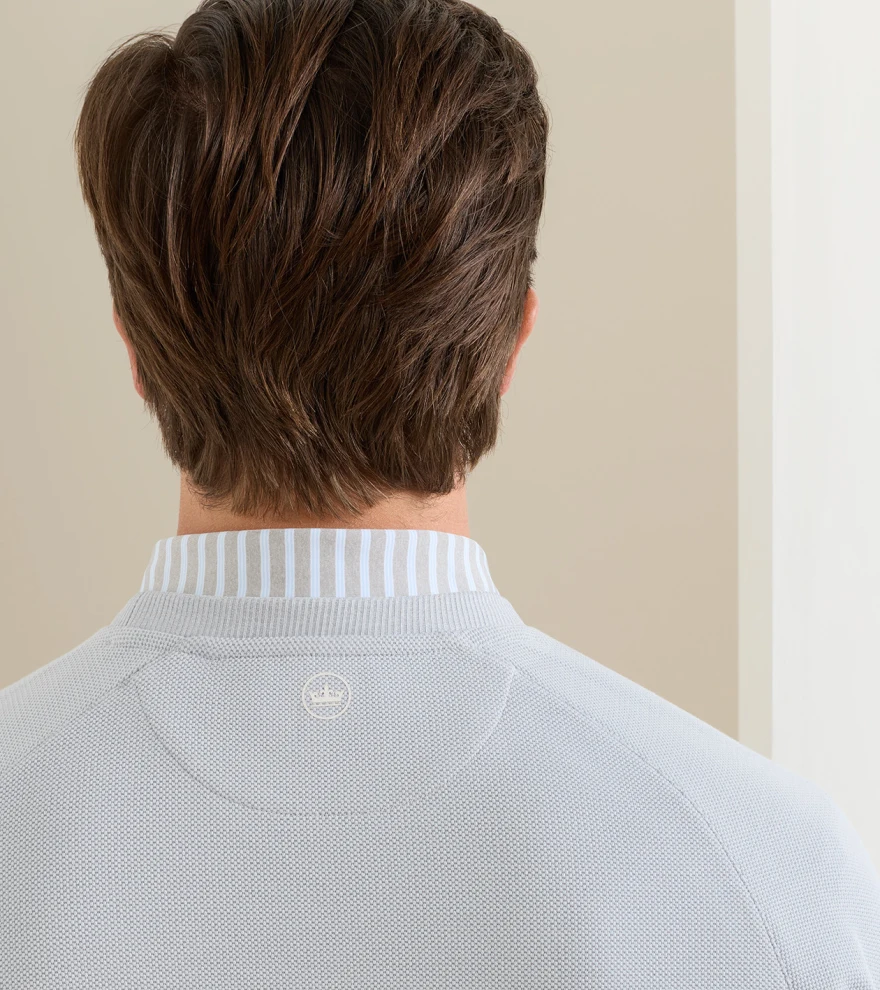 Cradle Piqu&eacute; Performance Crewneck in British Grey - Alternate Image 3