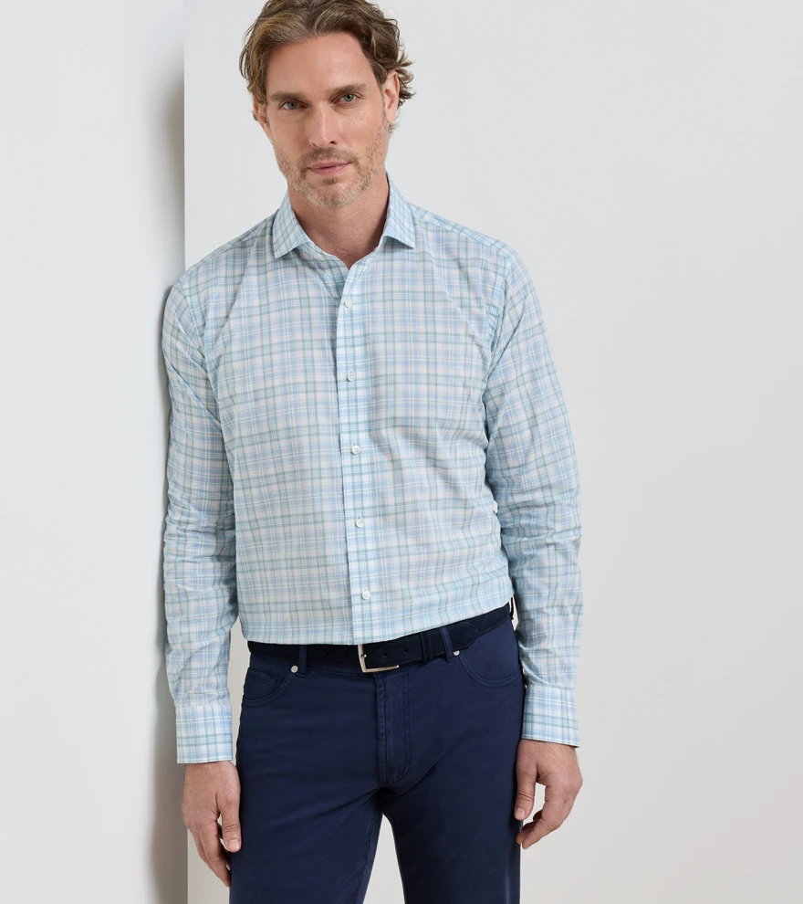 Tropea Italian Poplin Shirt in LIGHT WILLOW - Alternate Image 1