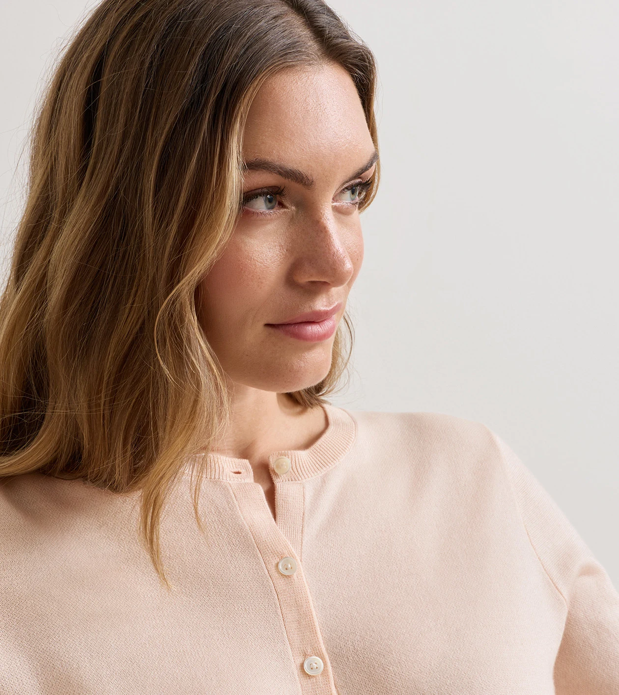 Mirage Cardigan Sweater in PINK STONE - Alternate Image 3