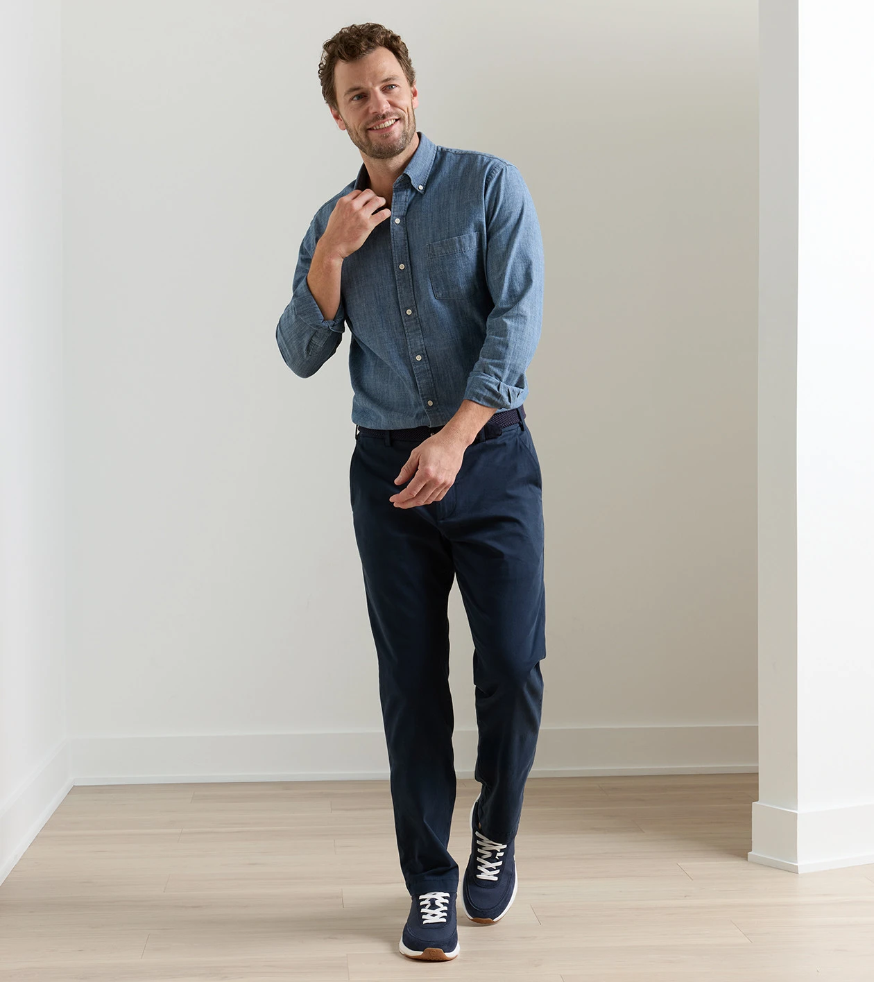 Journeyman Sneaker in Navy - Alternate Image 2