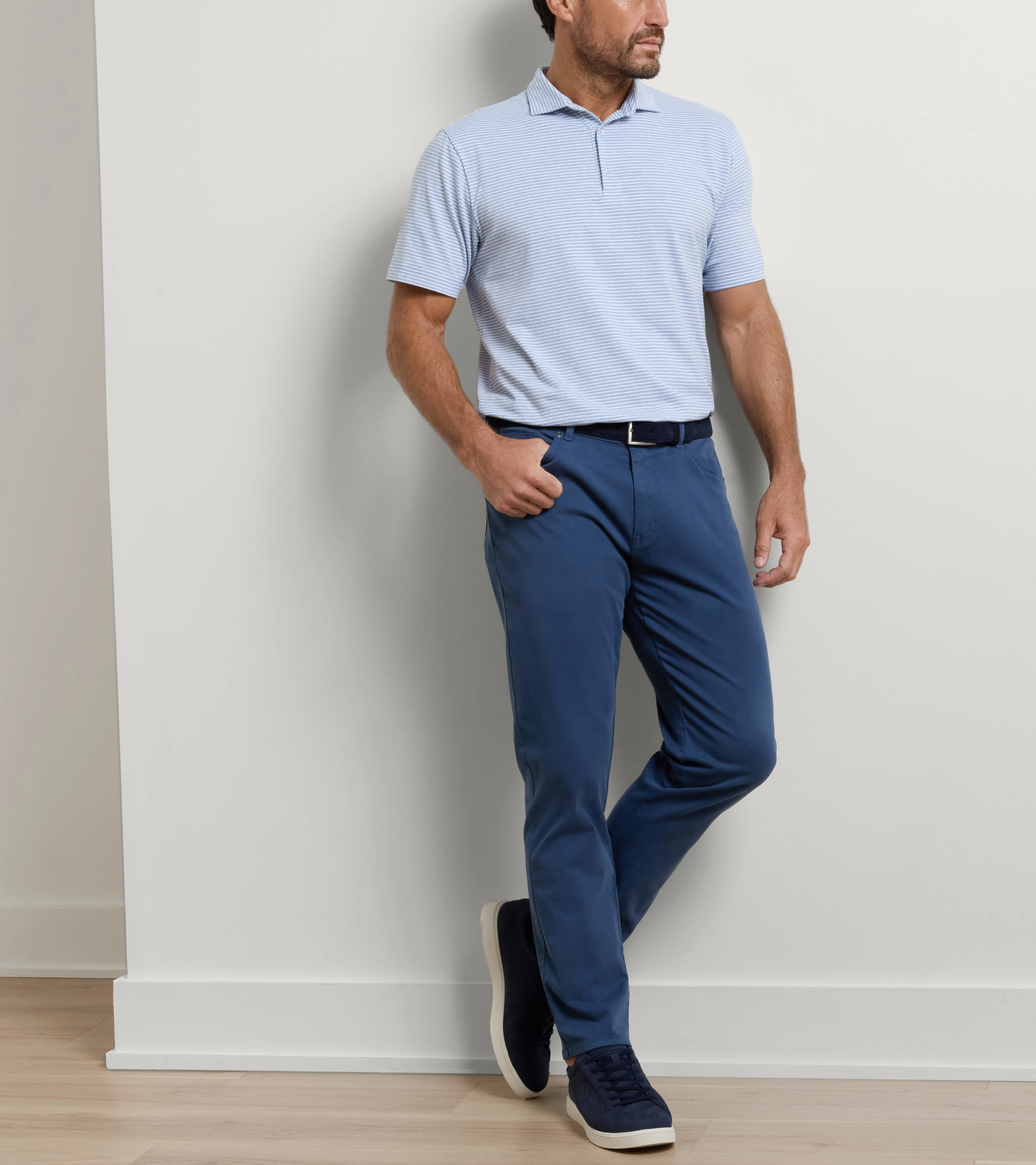 Signature Sateen Five-Pocket Pant in Navy - Alternate Image 5