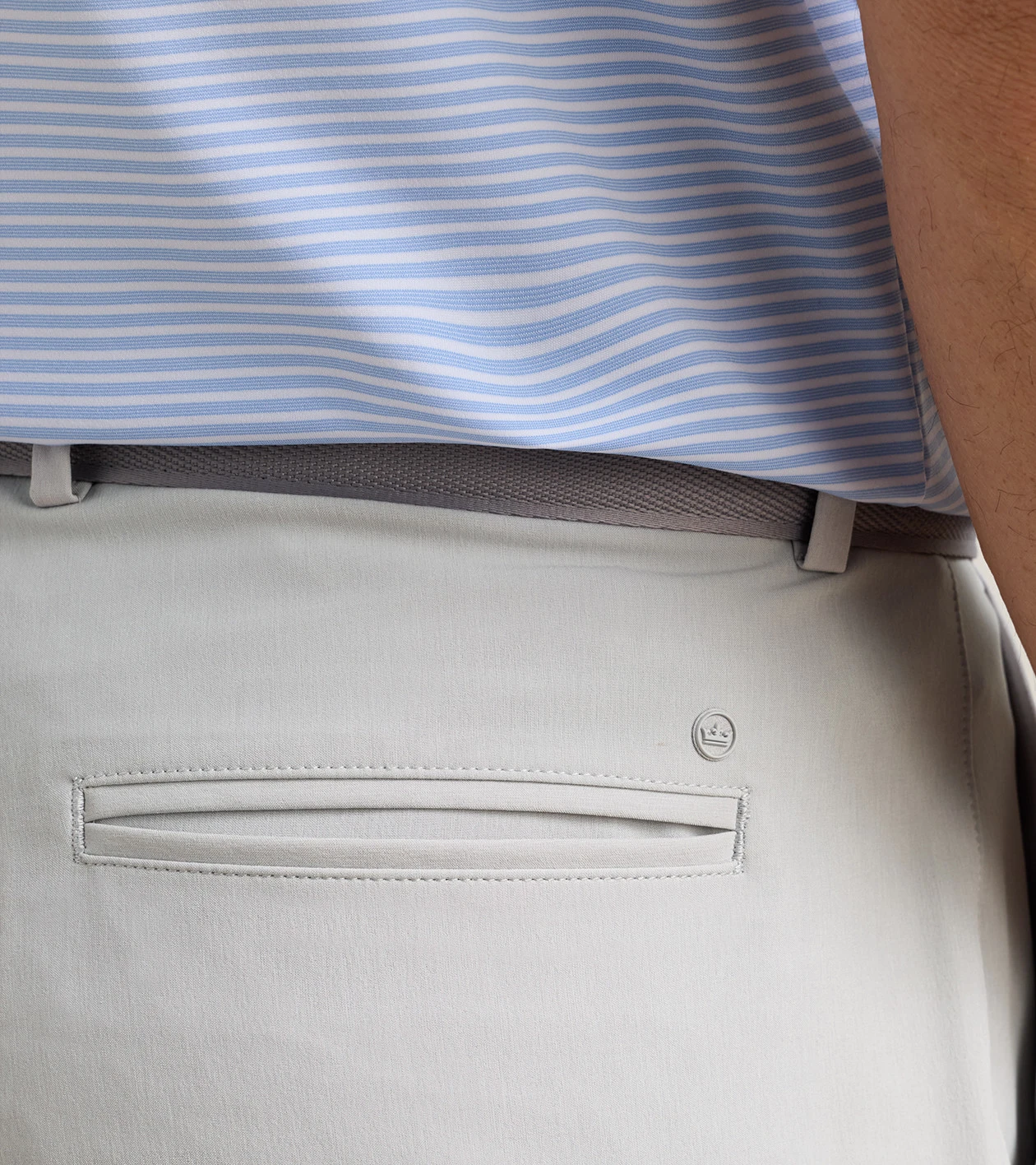 Featherweight Performance Short in British Grey - Alternate Image 3