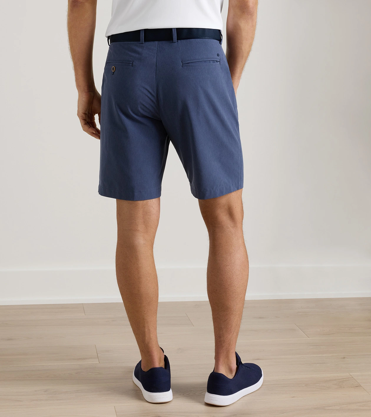 Featherweight Performance Short in Navy - Alternate Image 2