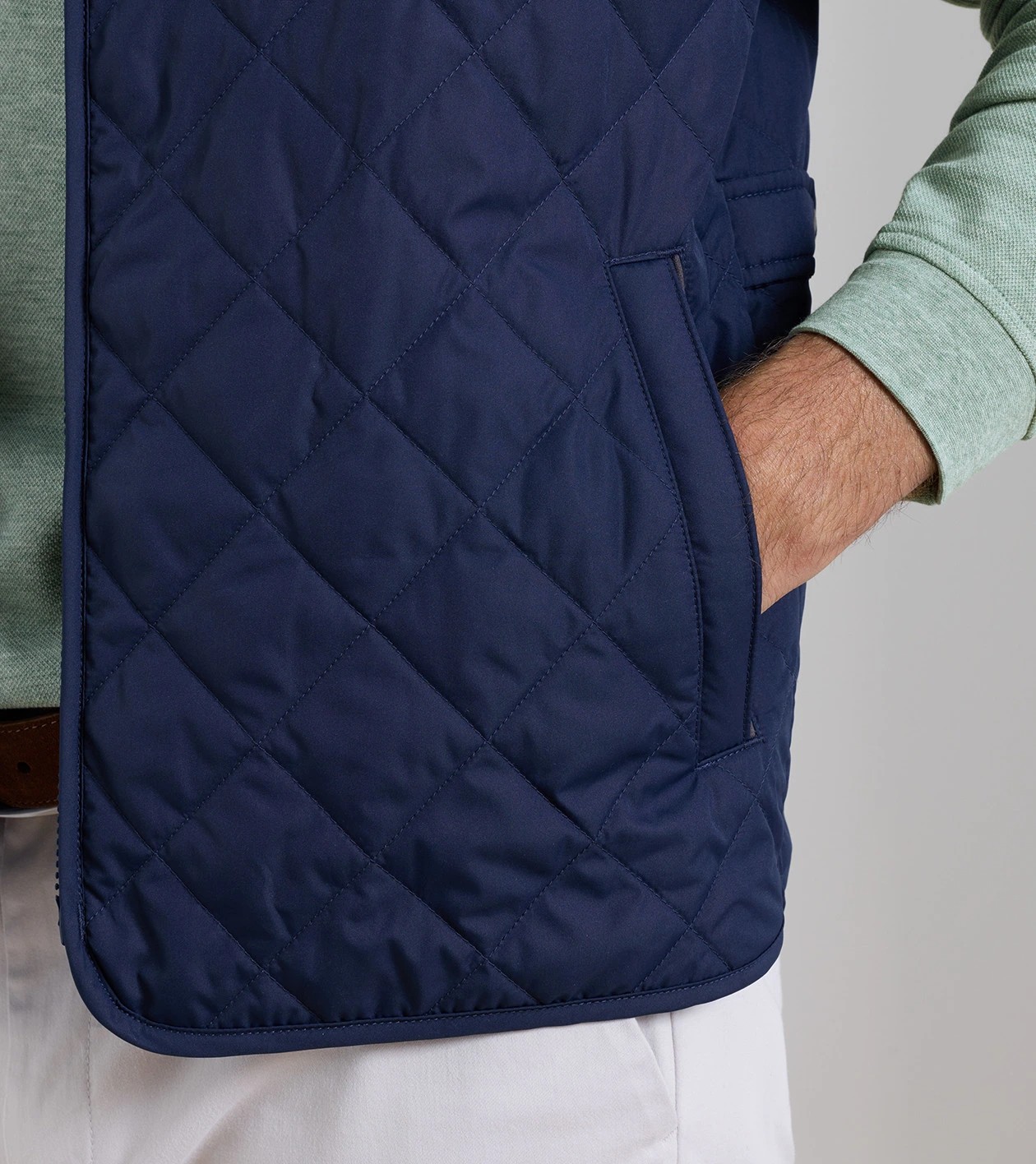 Essex Vest in Navy - Alternate Image 3