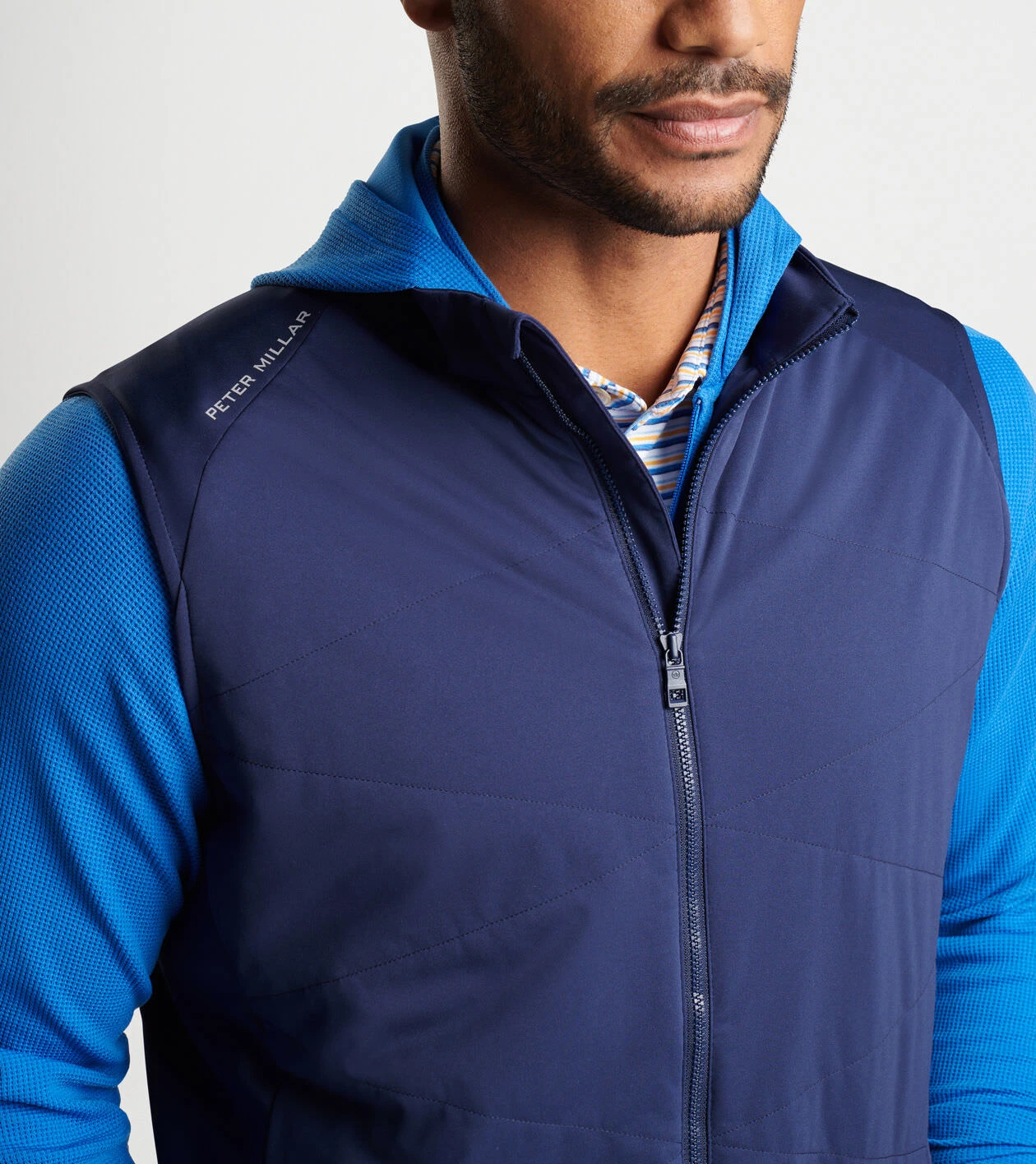 Fuse Hybrid Vest in Navy - Alternate Image 5