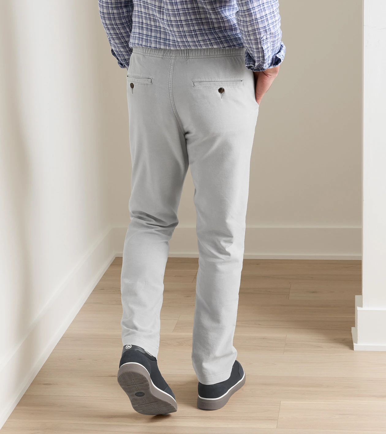 Crown Weekend Pant in Gale Grey - Alternate Image 2
