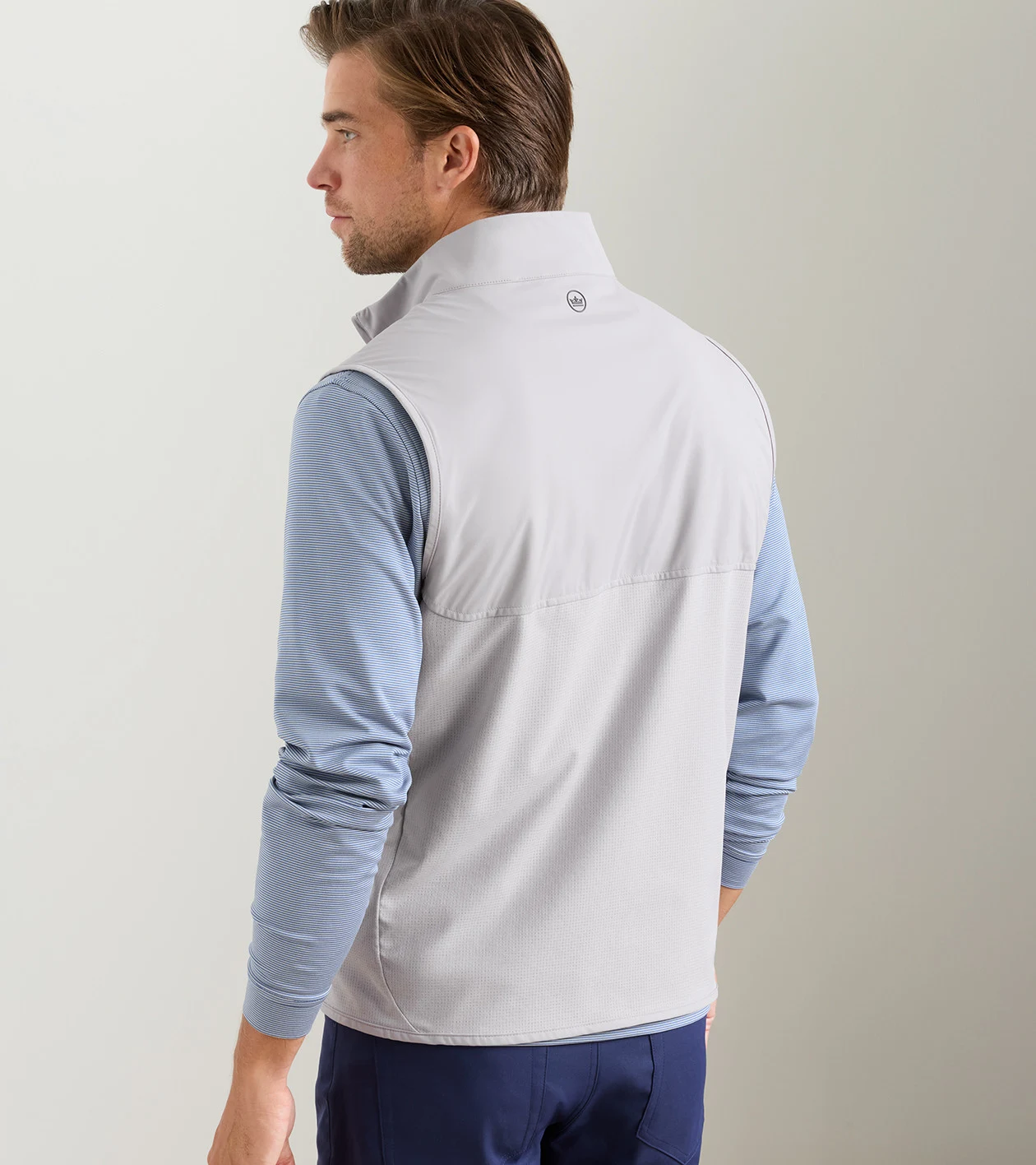 Flow Vest in Gale Grey - Alternate Image 2