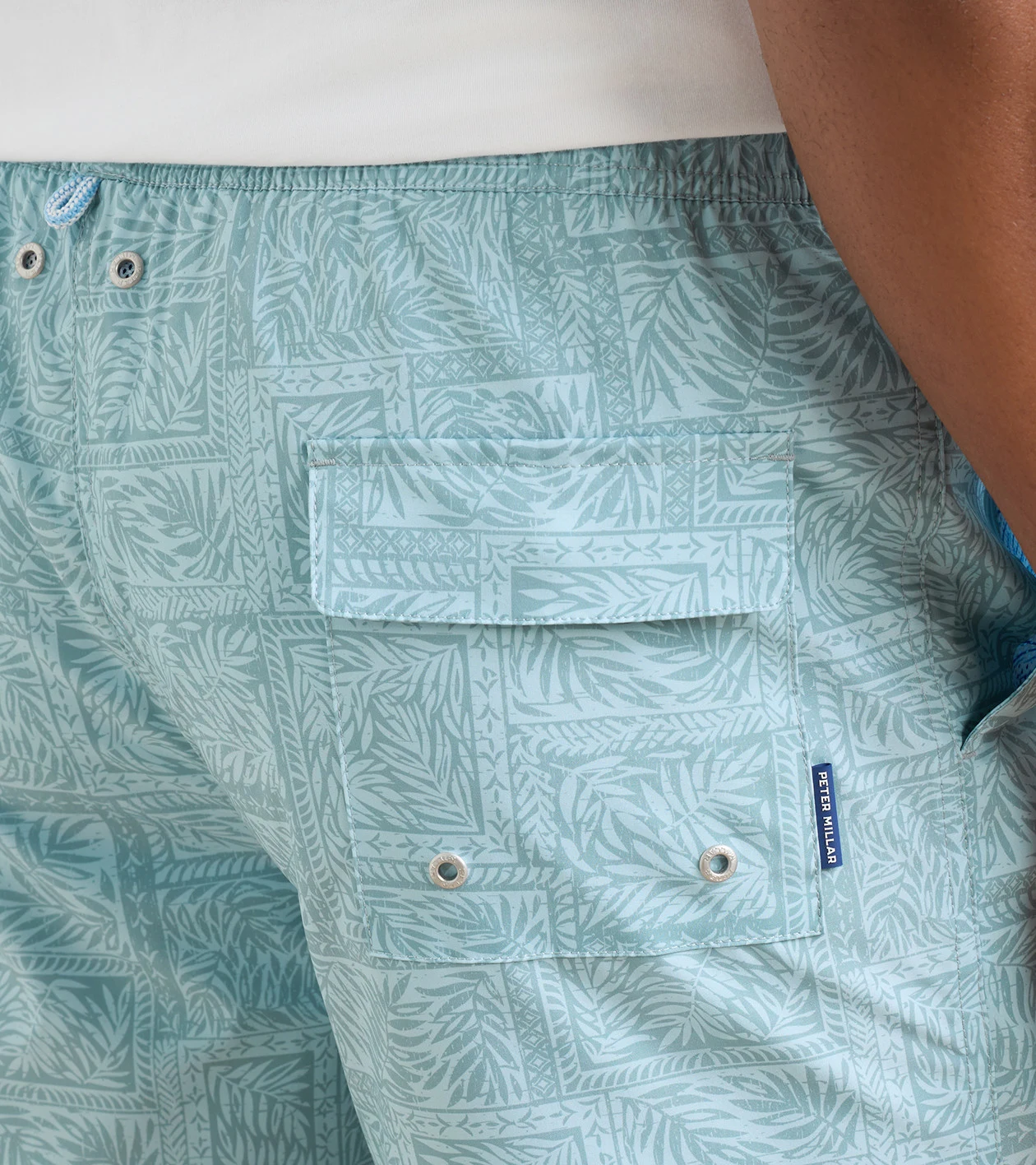 Seaside Shade Swim Trunk in Willow - Alternate Image 4