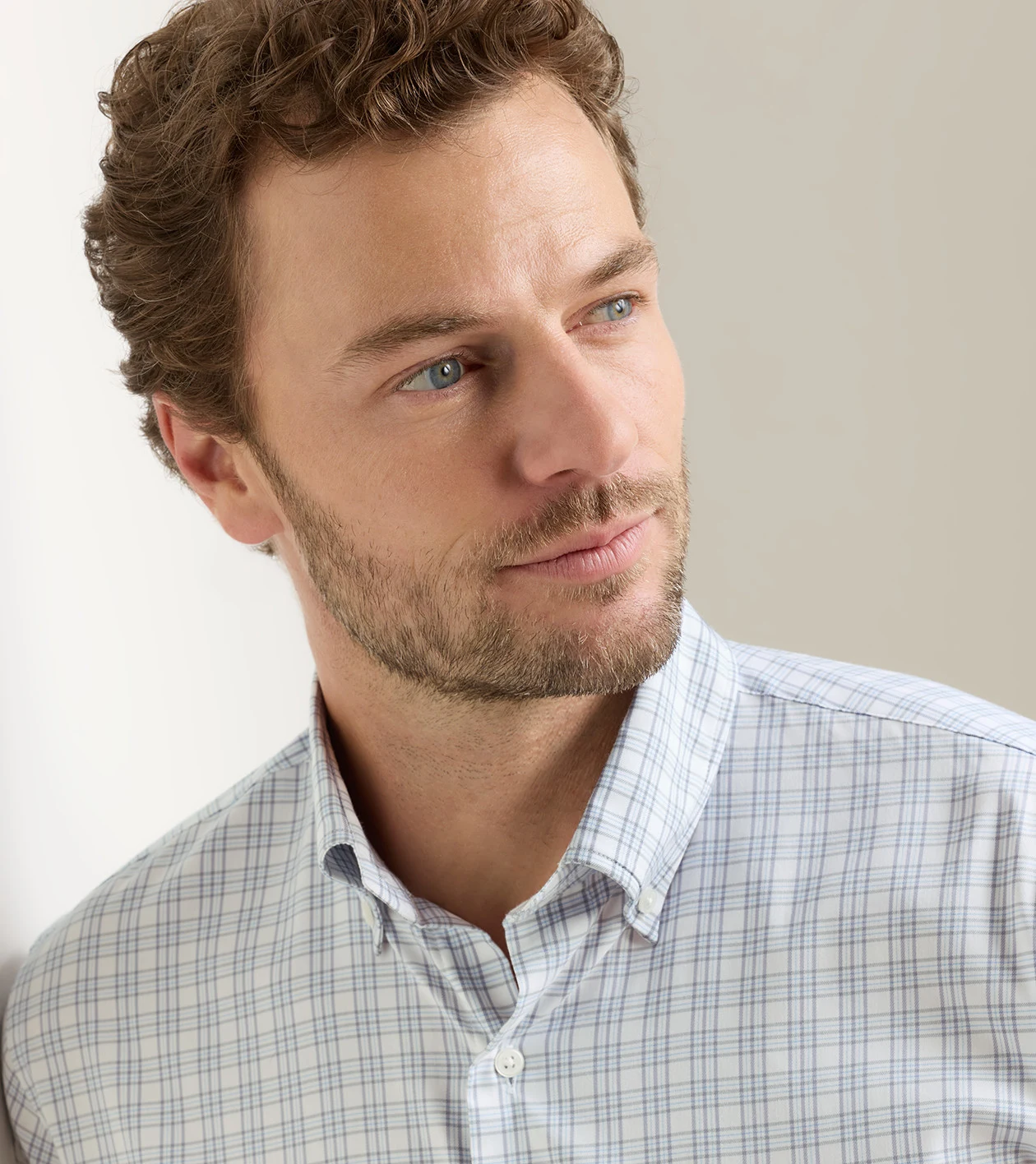 Douglas Crown Lite Cotton-Stretch Sport Shirt in Gale Grey - Alternate Image 3