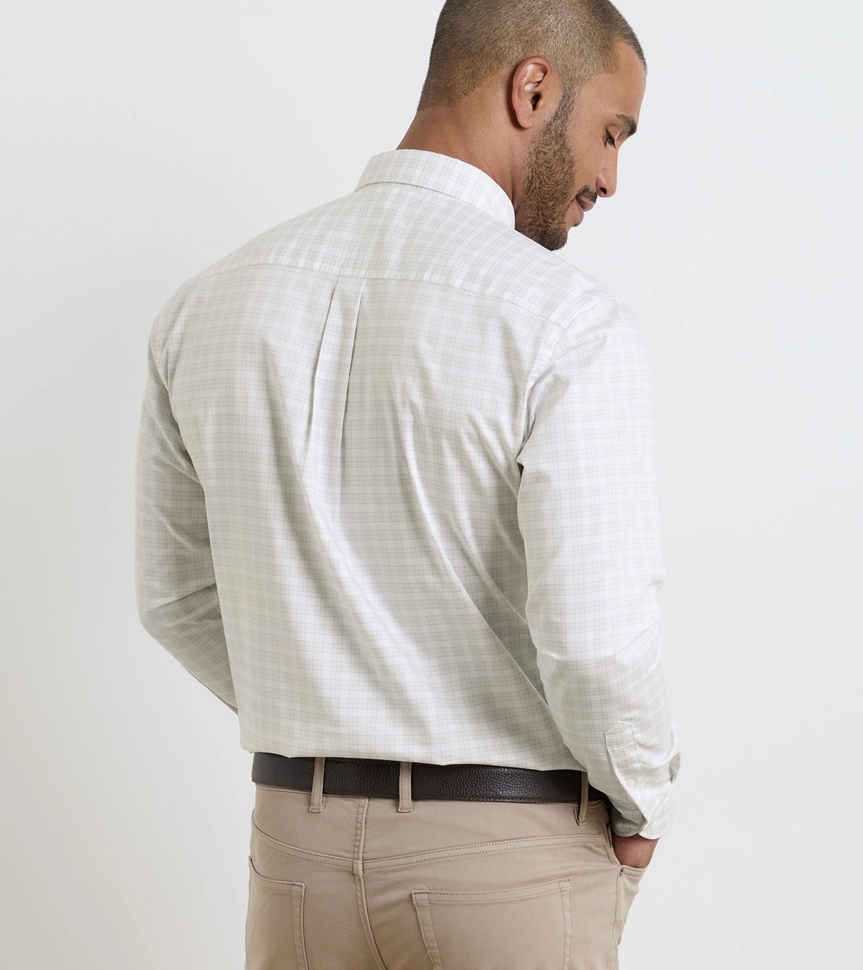 Douglas Crown Lite Cotton-Stretch Sport Shirt in TRUFFLE - Alternate Image 2