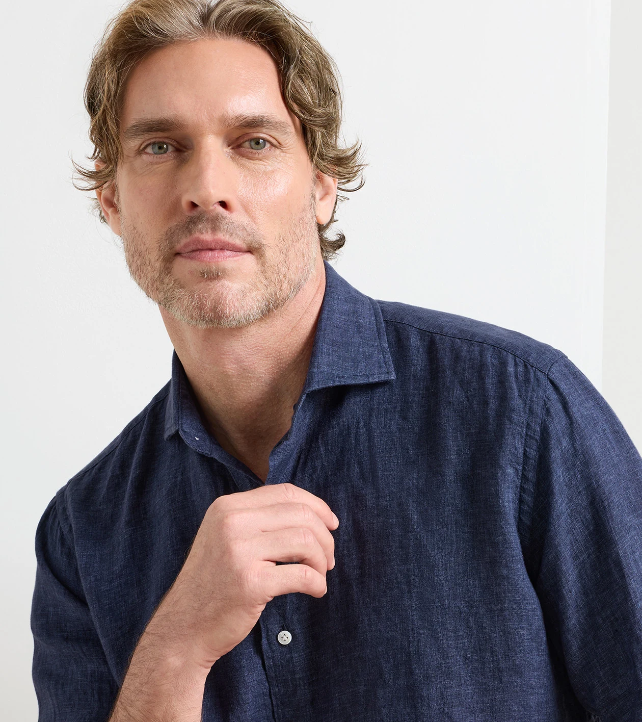 Astino Lino Sport Shirt in Navy - Alternate Image 3