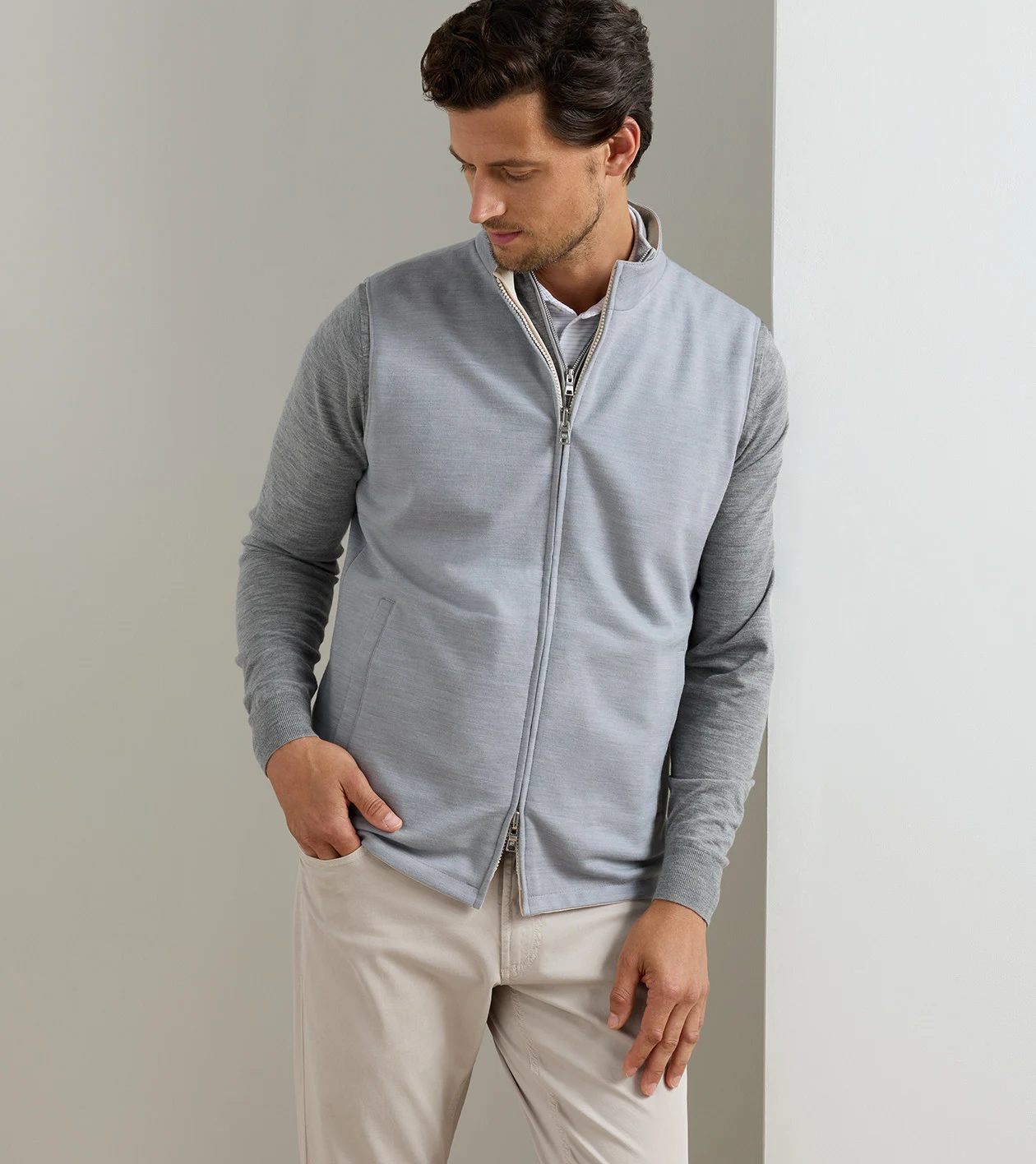 Ryder Reversible Vest in TRUFFLE - Alternate Image 4