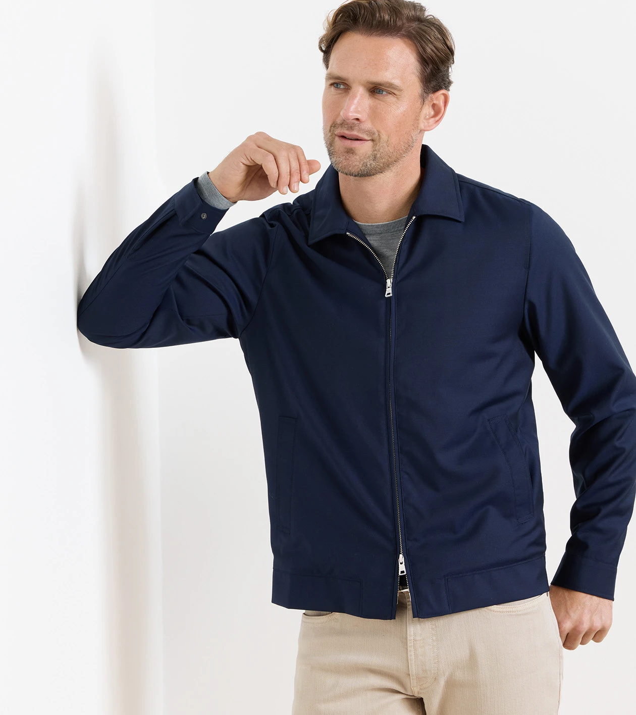 Excursionist Lite Jacket in Navy - Alternate Image 1