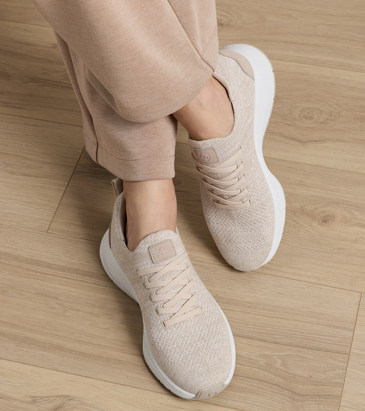 Odeon Sneaker in CAMEL - Alternate Image 1