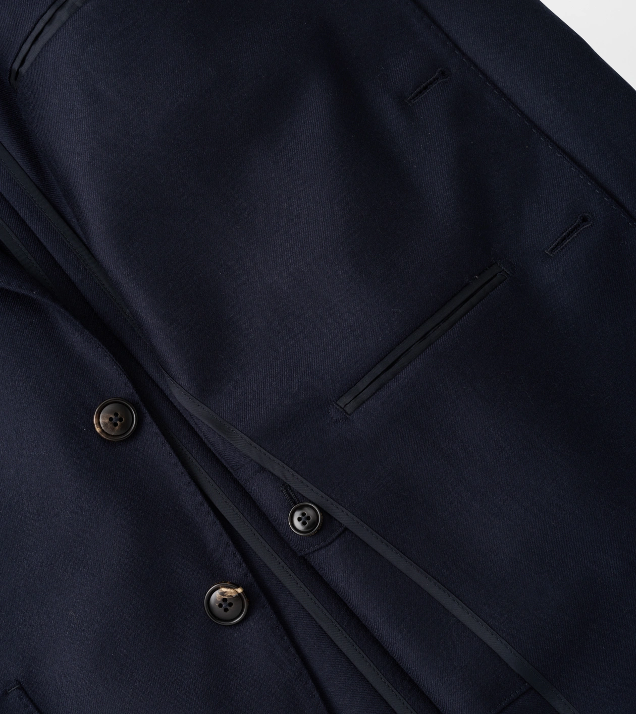 Artisan Crafted Cashmere Soft Jacket in Navy - Alternate Image 4