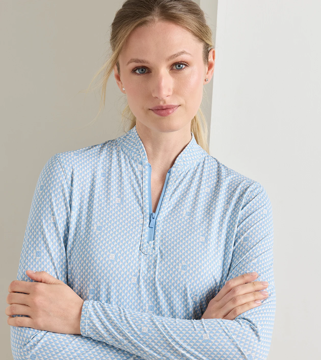 Shadebreak Long Shot Lightweight Sunshirt in Cottage Blue - Alternate Image 4