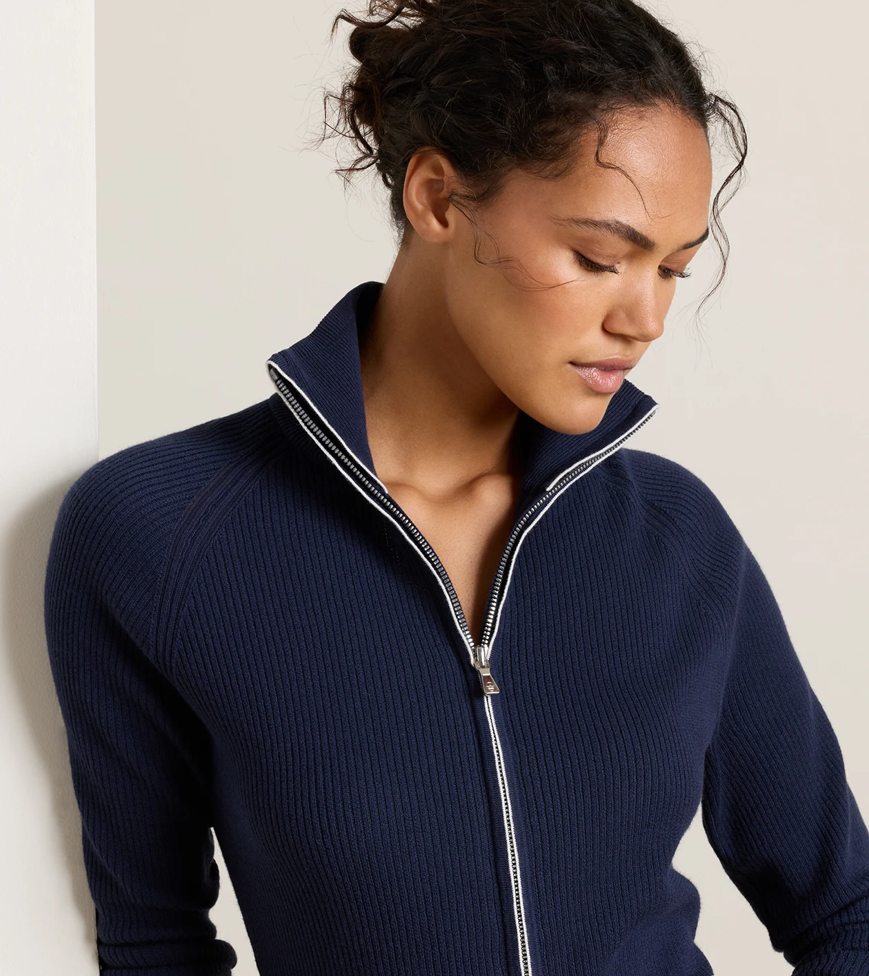 Coolspun Lite Cotton Ribbed Cardigan in Navy - Alternate Image 3