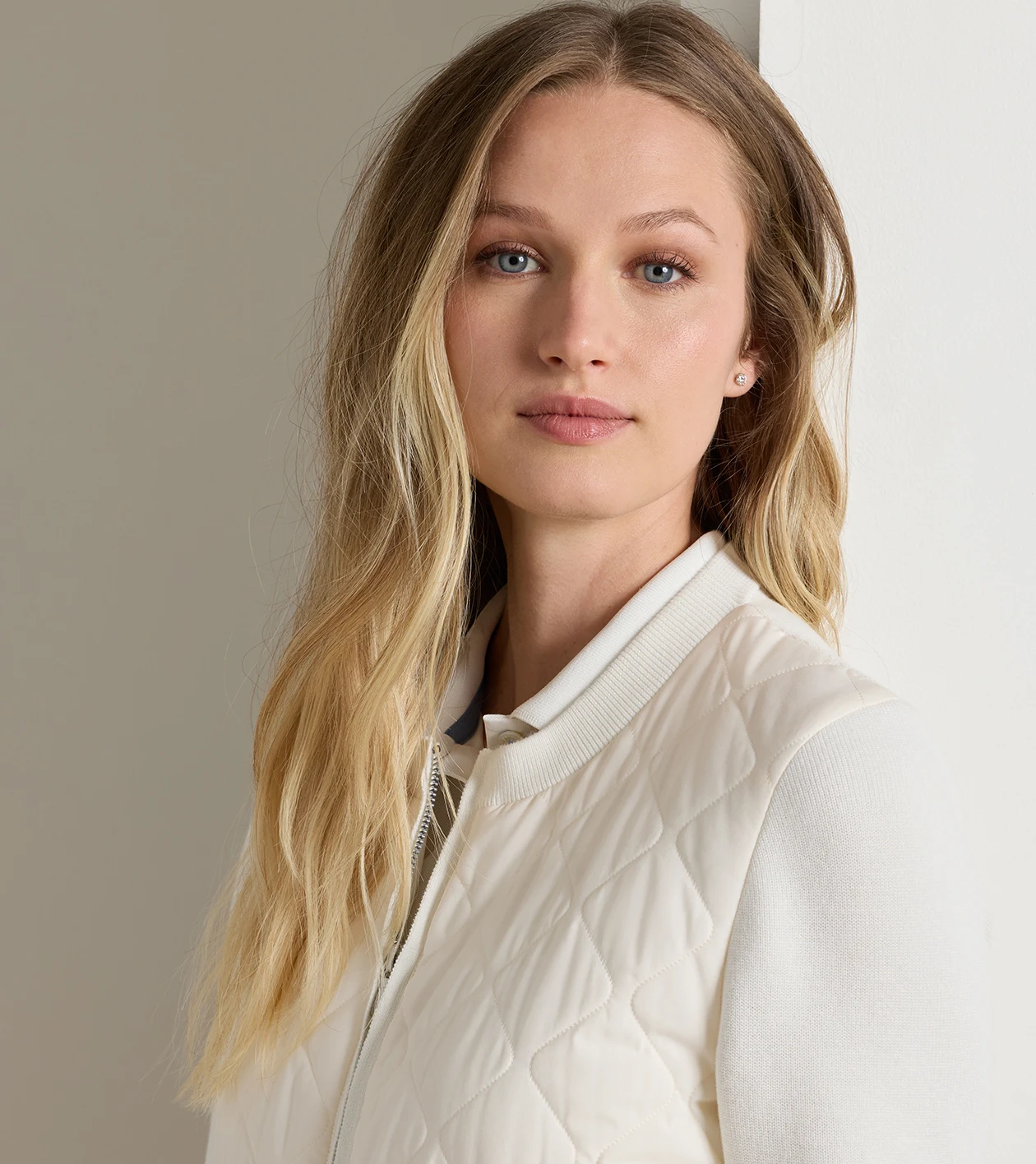 Coolspun Lite Cotton Hybrid Cardigan in SOFT WHITE - Alternate Image 4