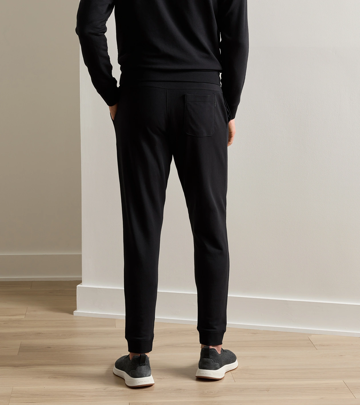 Oasis Jogger in Black - Alternate Image 2