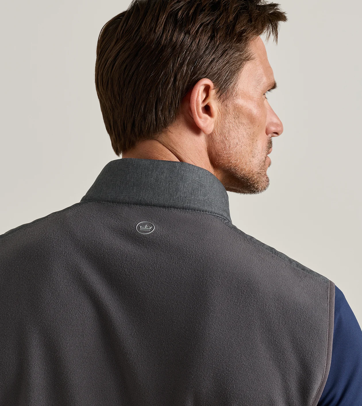 Parks Hybrid Vest in IRIDIUM - Alternate Image 4