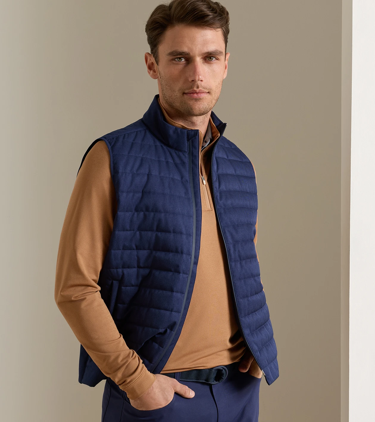 Parks Hybrid Vest in Navy - Alternate Image 1