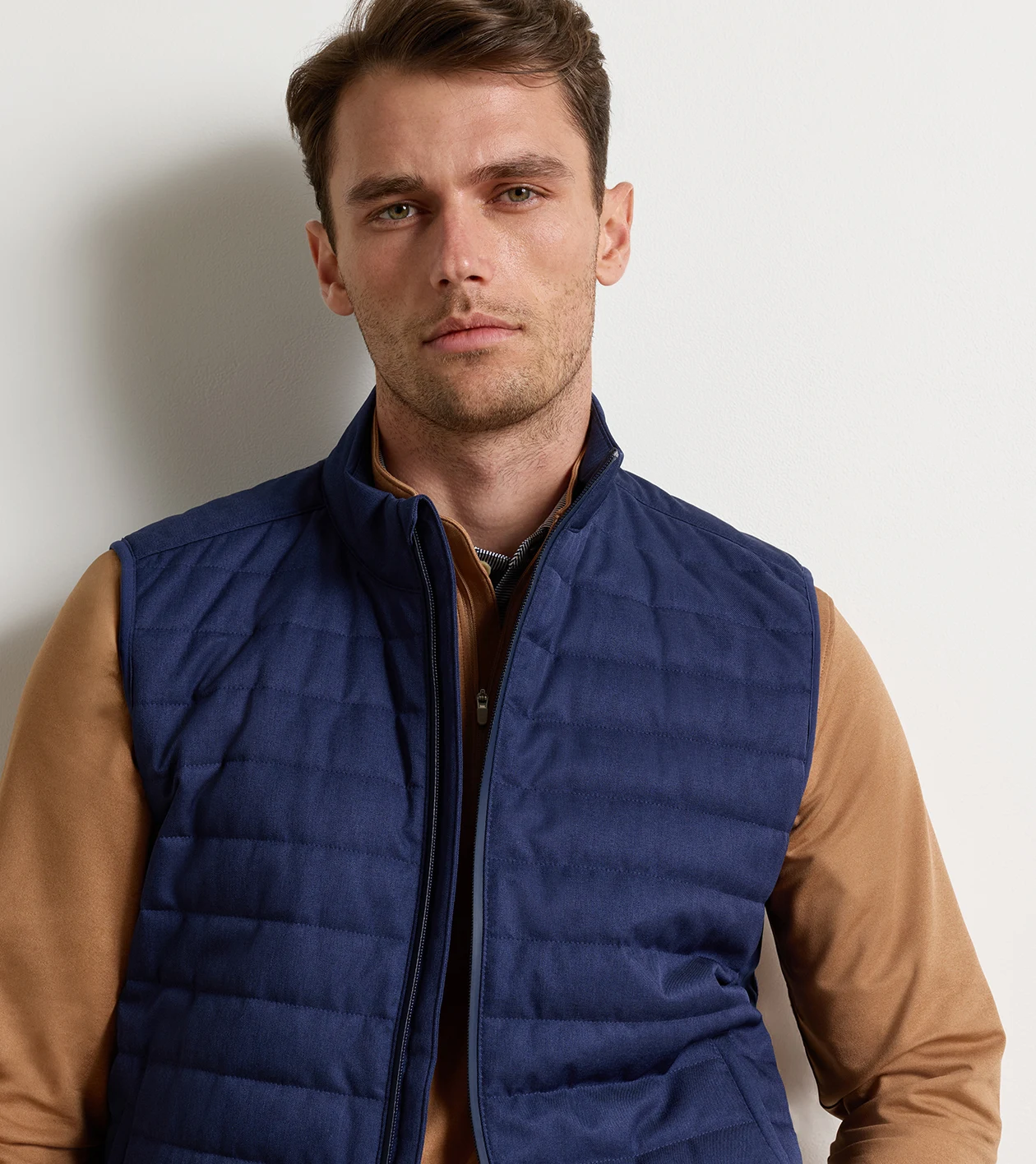 Parks Hybrid Vest in Navy - Alternate Image 5