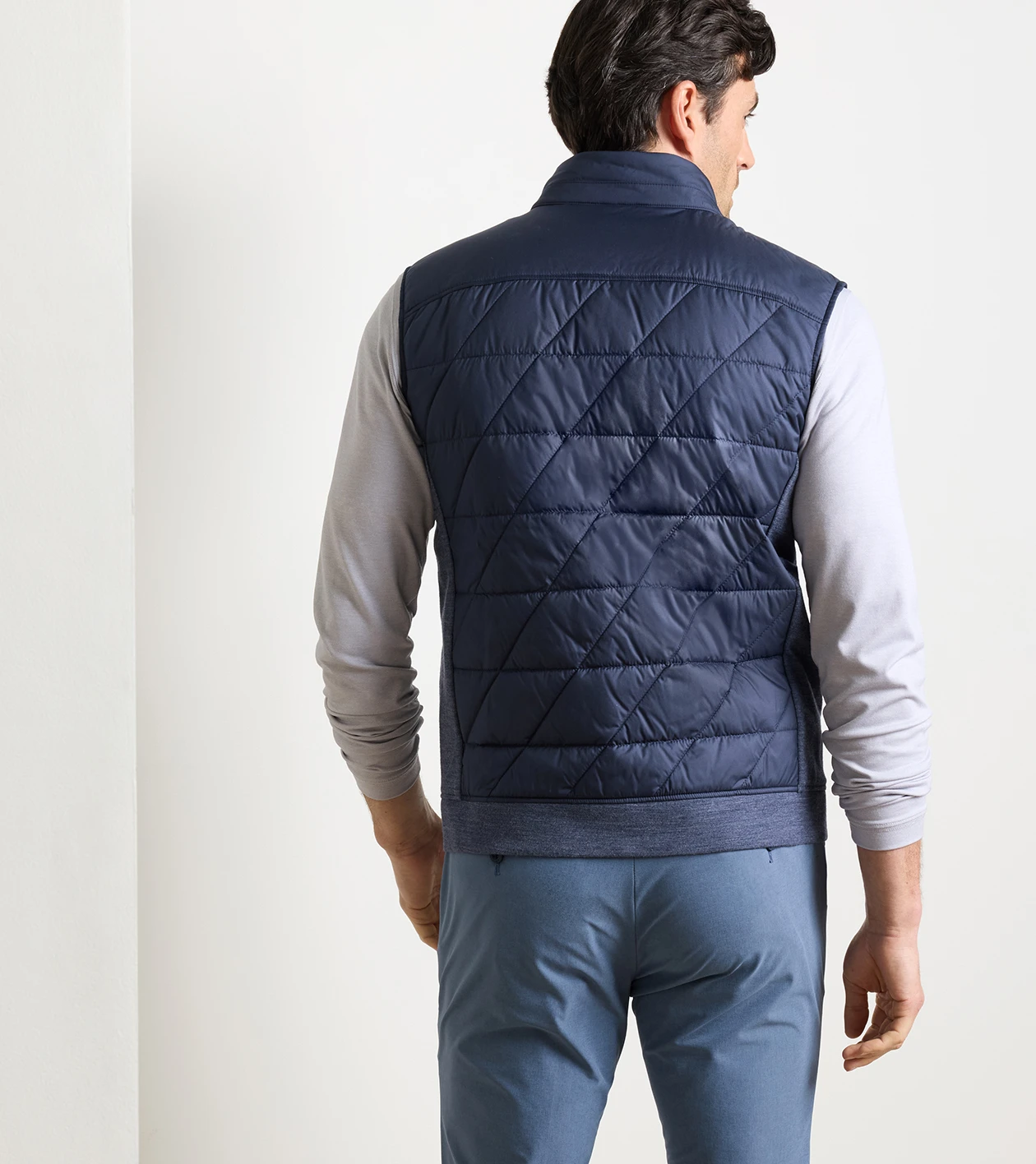 Walker Hybrid Vest in Navy - Alternate Image 2