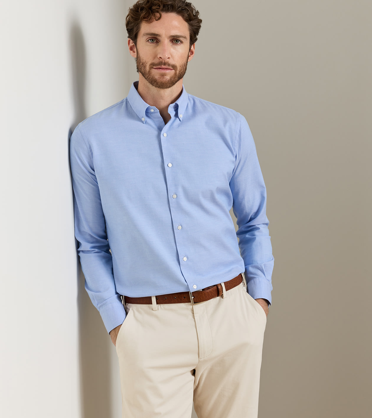 Americana Oxford Shirt in SUMMER RAIN - Alternate Image 1