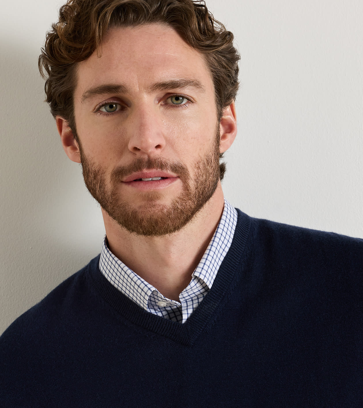 Autumn Crest V-Neck Vest in Navy - Alternate Image 3