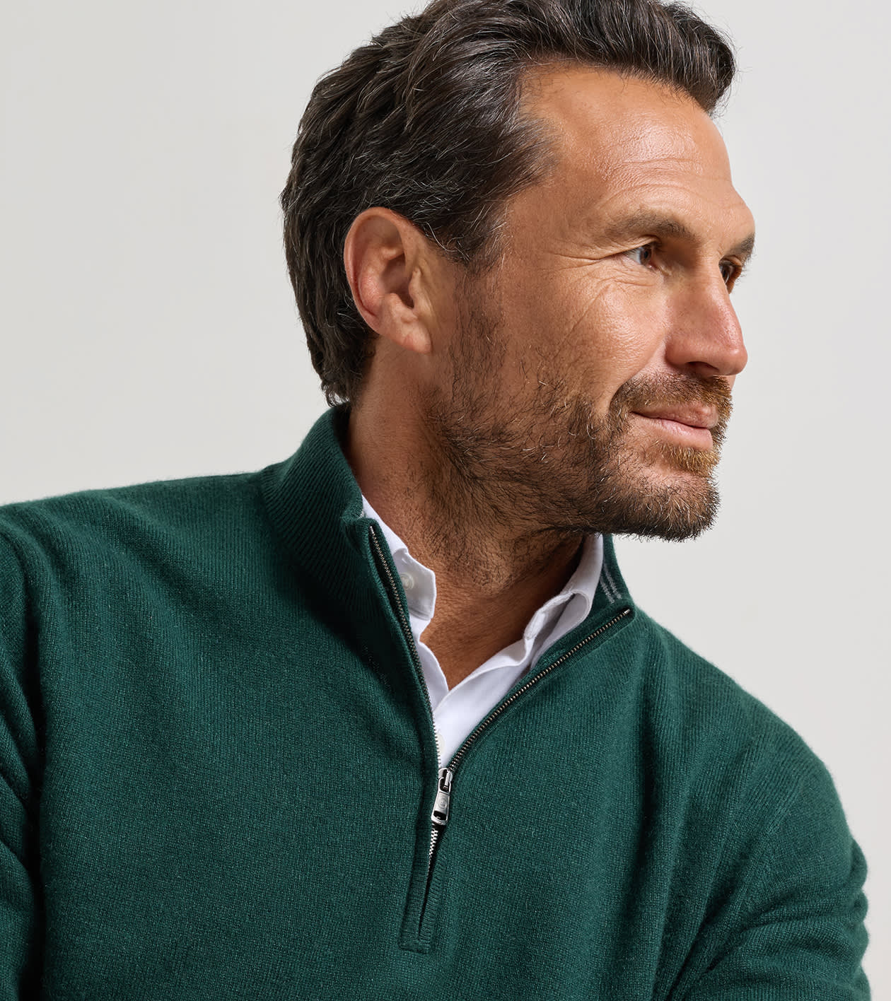 25th Anniversary Cashmere Quarter-Zip Jumper in PINE BROOK - Alternate Image 3