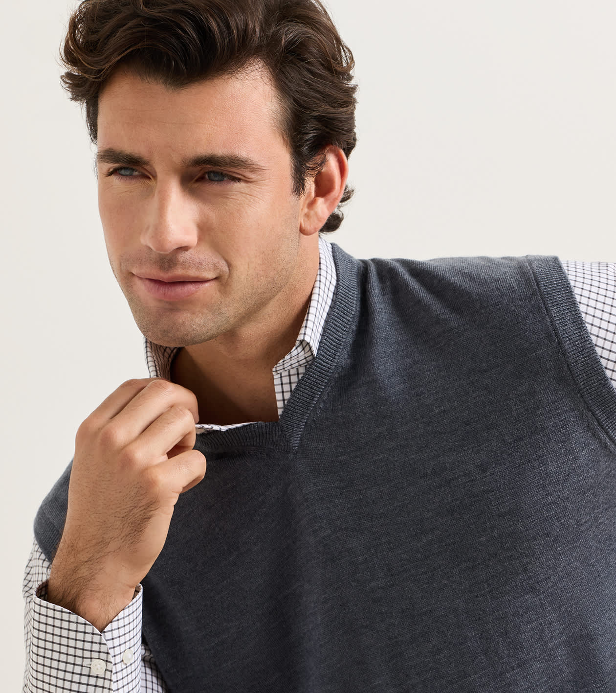 Autumn Crest V-Neck Vest in Charcoal - Alternate Image 3