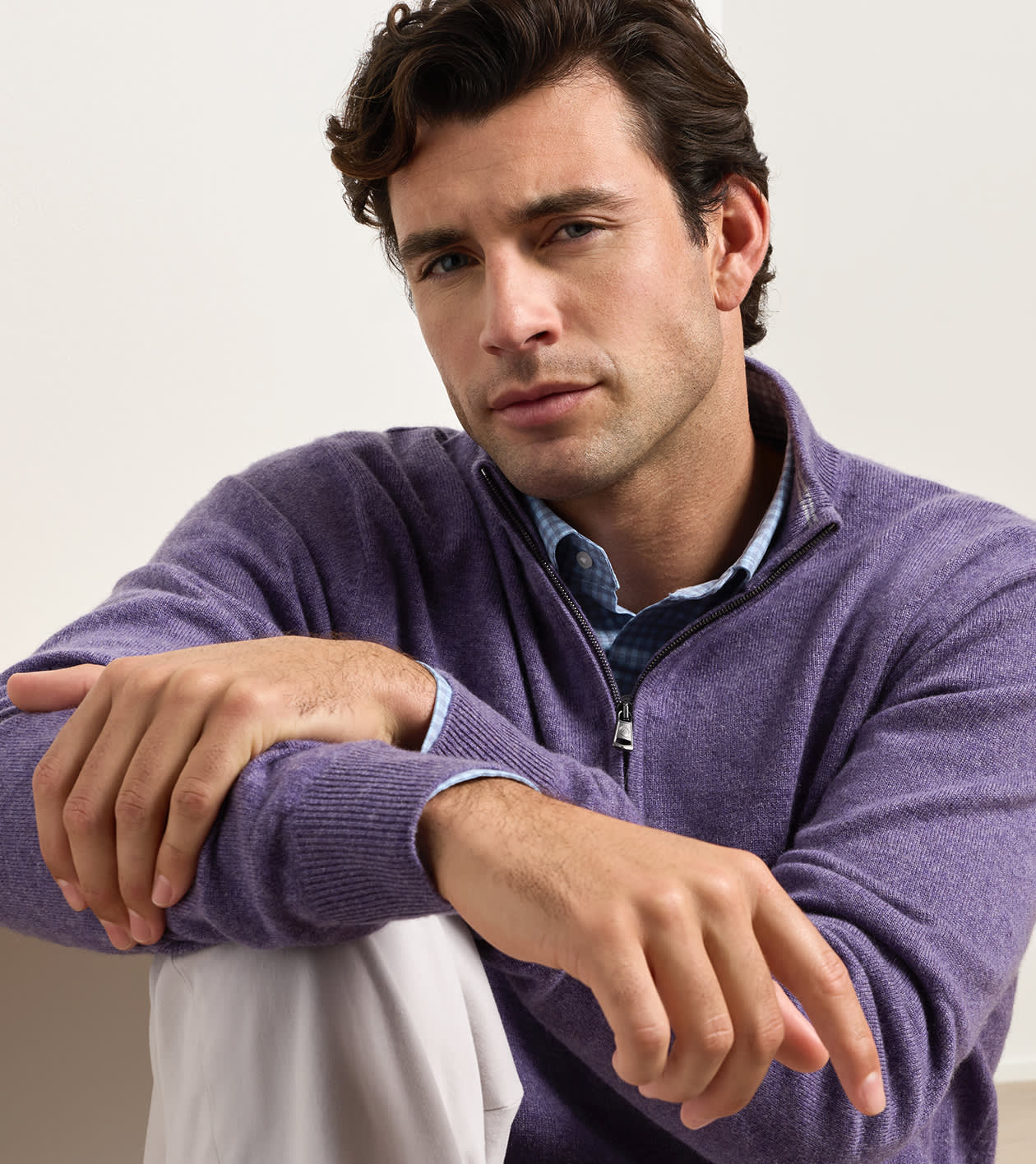 25th Anniversary Cashmere Quarter-Zip Jumper in PURPLE FIG - Alternate Image 3