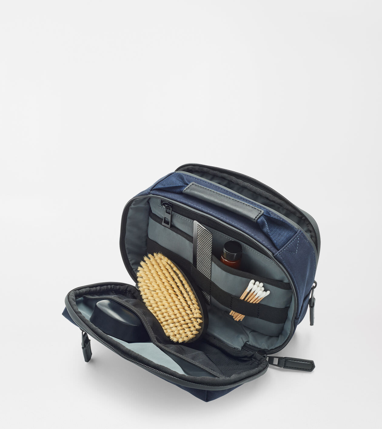 Pursuit Travel Kit in Navy - Alternate Image 3