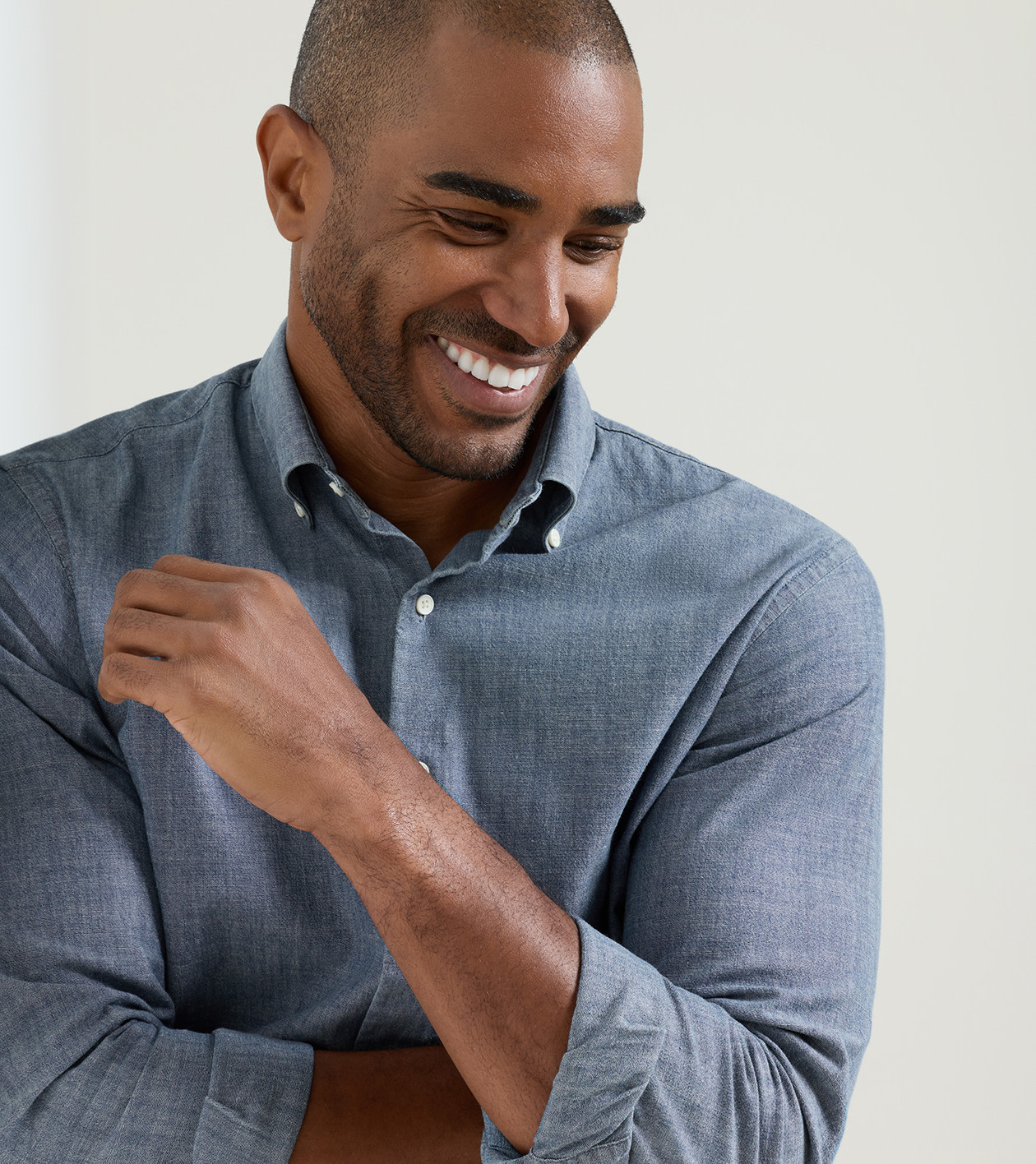 Devonport Chambray Cotton-Stretch Sport Shirt in Indigo - Alternate Image 3