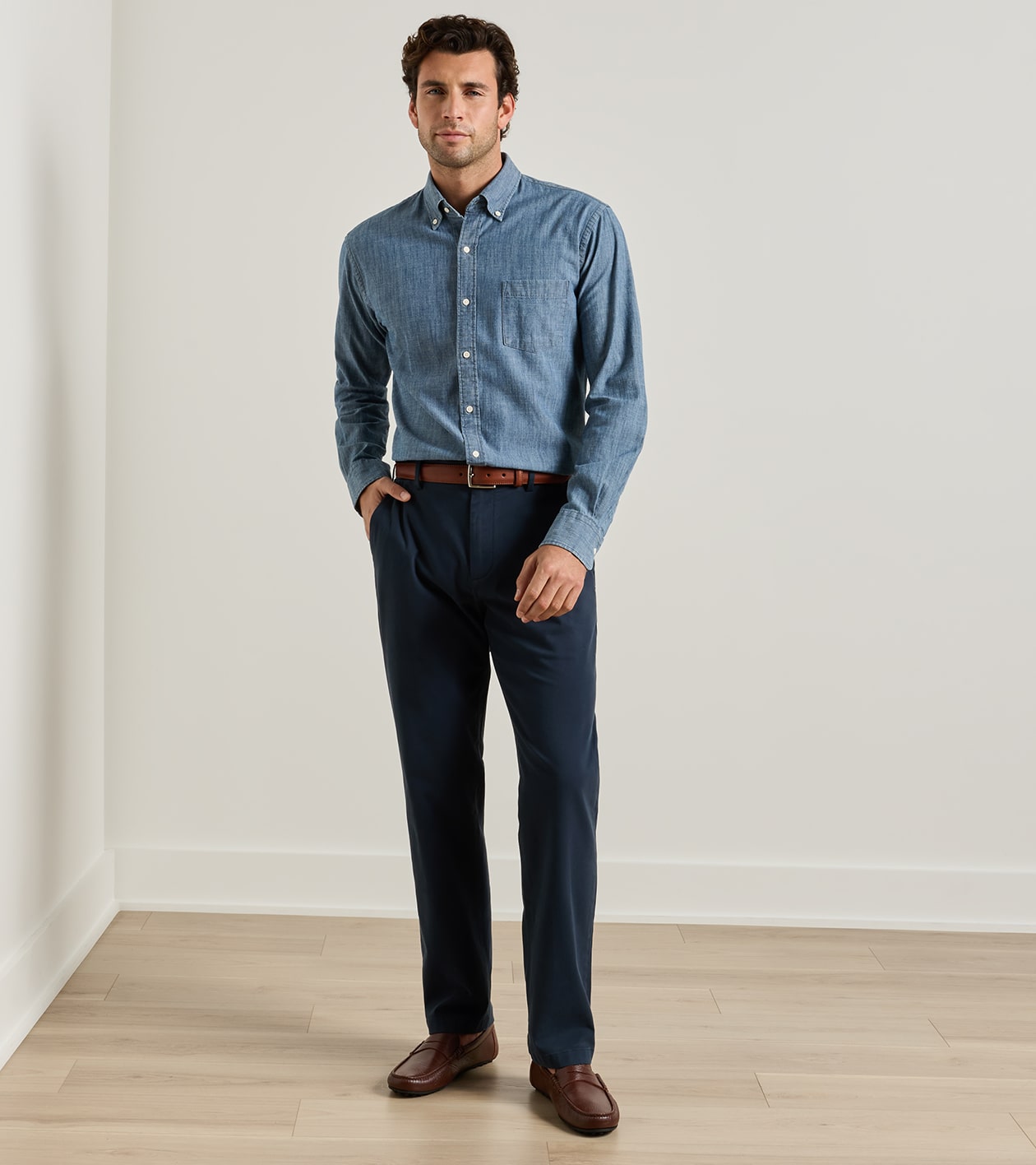 Signature Sateen Flat Front Trouser in MIDNIGHT NAVY - Alternate Image 1